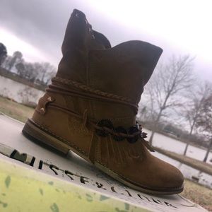 Musse & cloud booties